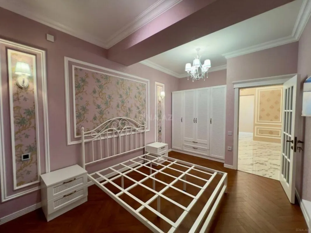 Kirayə verilir 3 otaqlı mənzil 138 m²