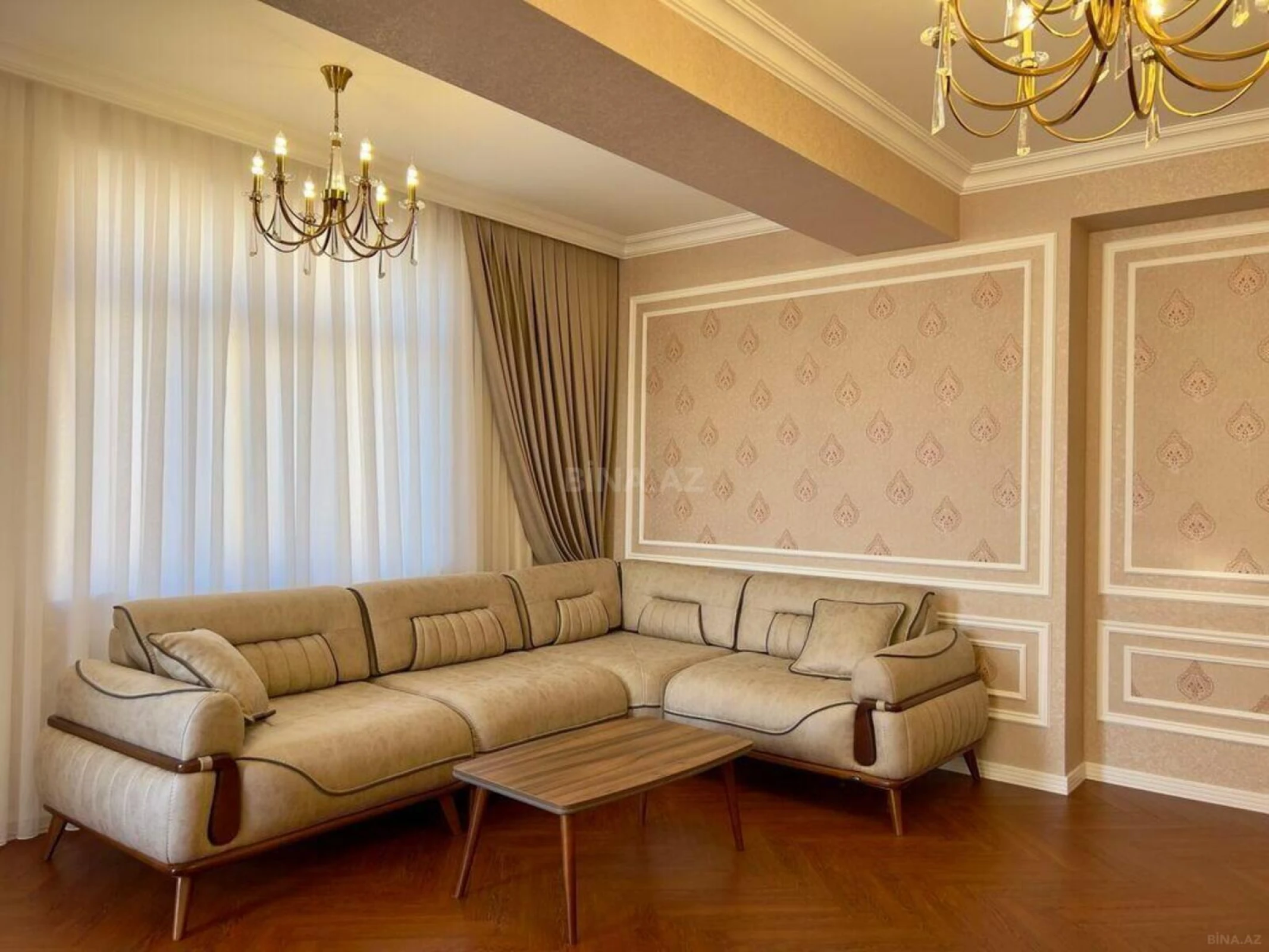 Kirayə verilir 3 otaqlı mənzil 138 m²