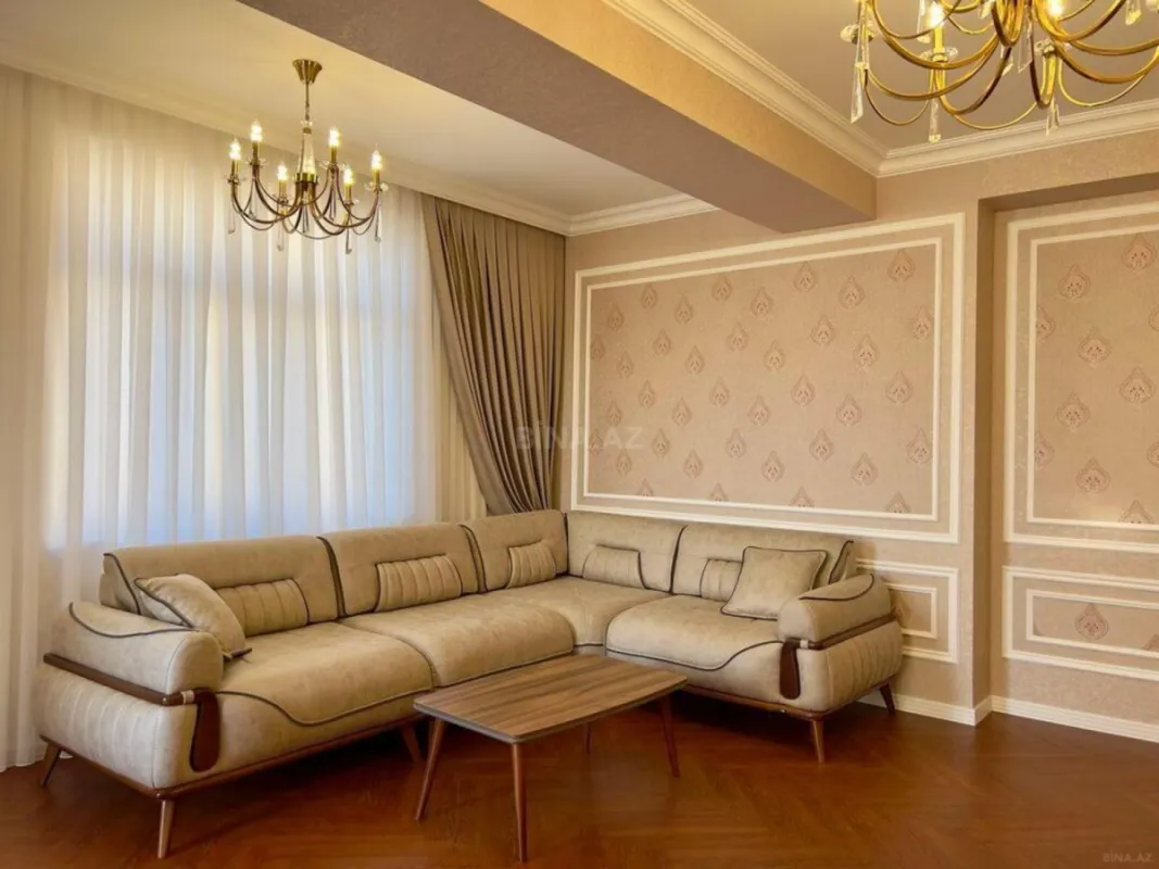 Kirayə verilir 3 otaqlı mənzil 138 m²