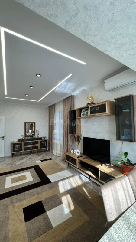 Satılır 3 otaqlı mənzil 75 m²