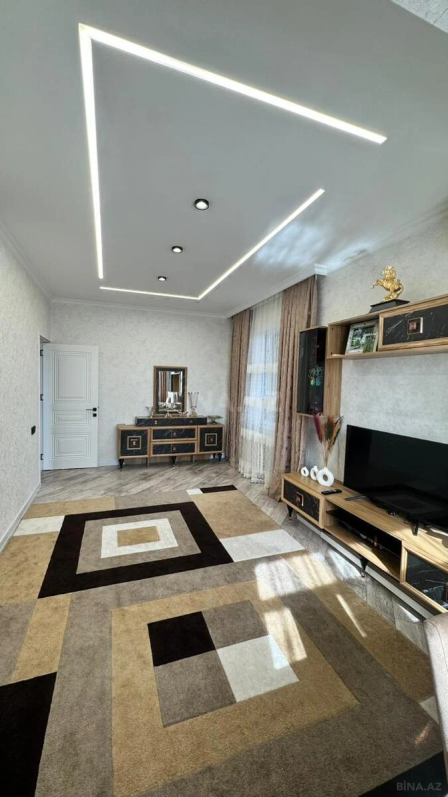 Satılır 3 otaqlı mənzil 75 m²