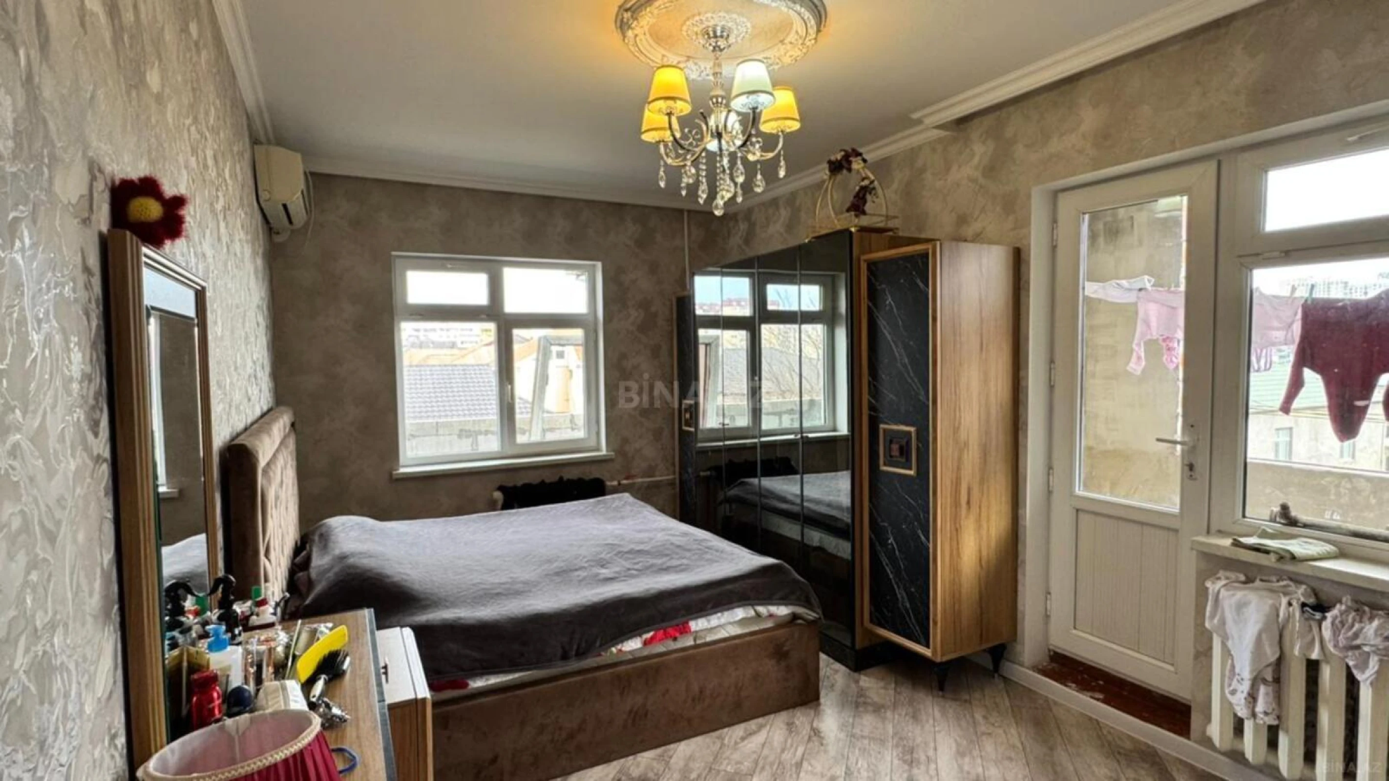Satılır 3 otaqlı mənzil 75 m²