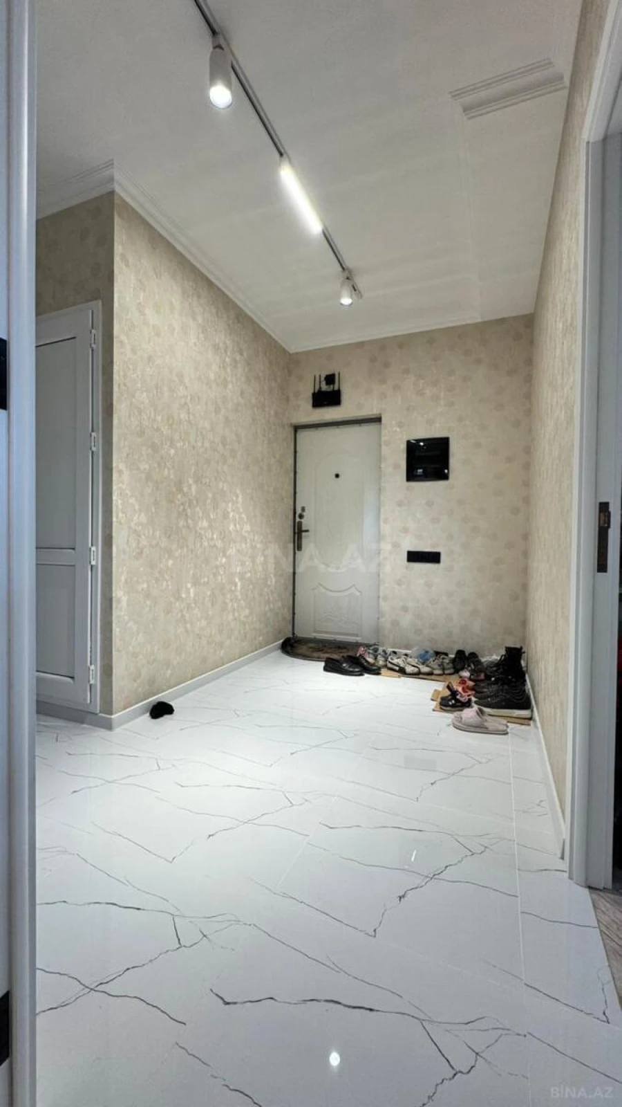 Satılır 3 otaqlı mənzil 75 m²