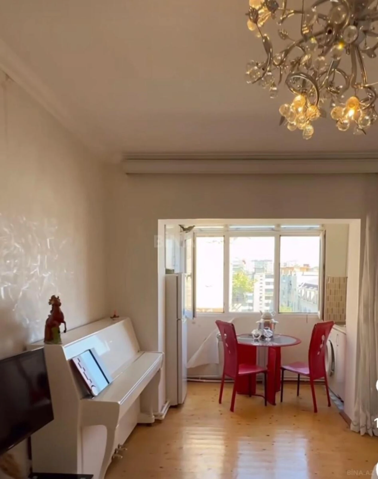 Satılır 2 otaqlı mənzil 55 m²