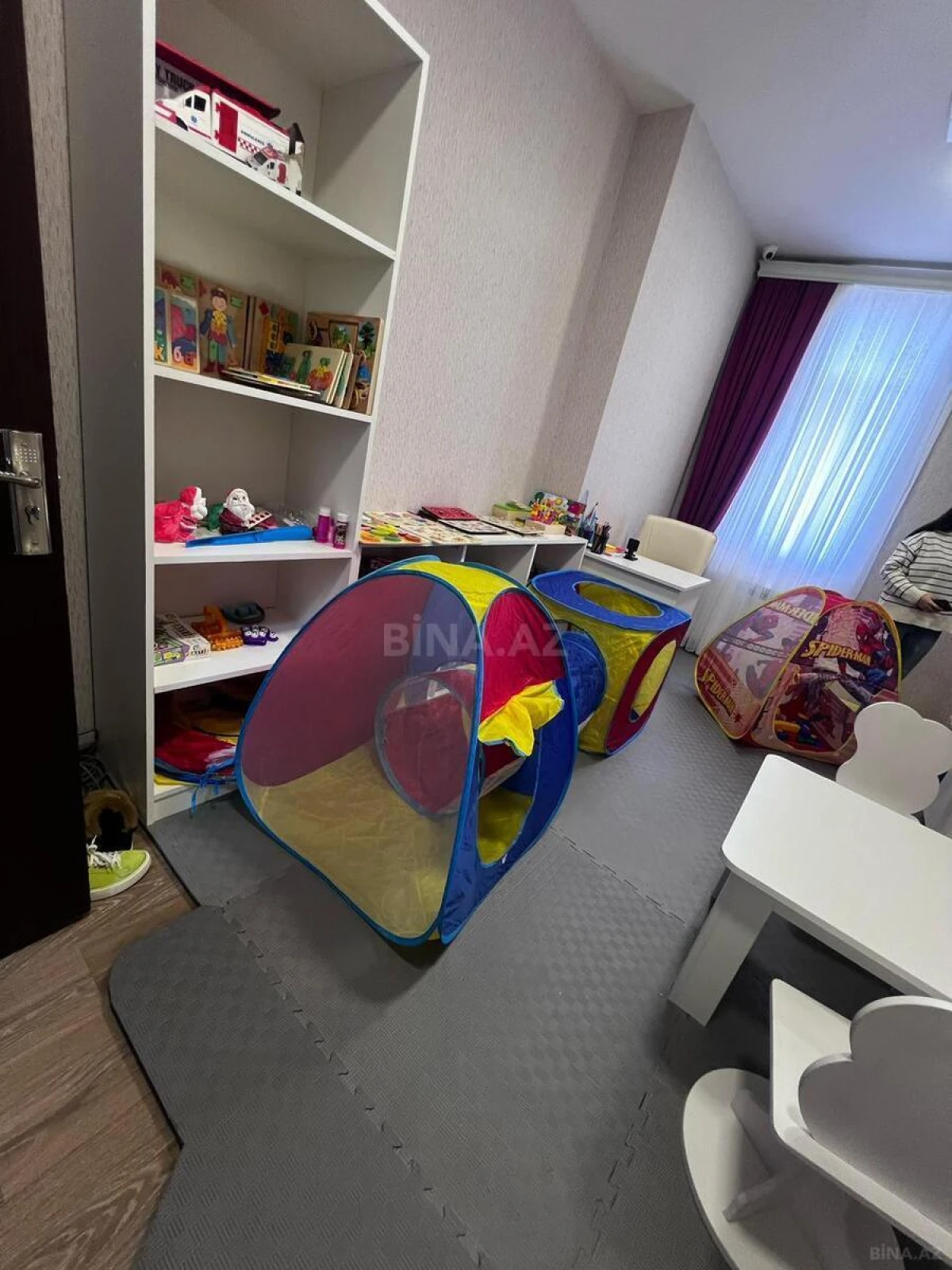 Kirayə verilir obyekt 1150 m²