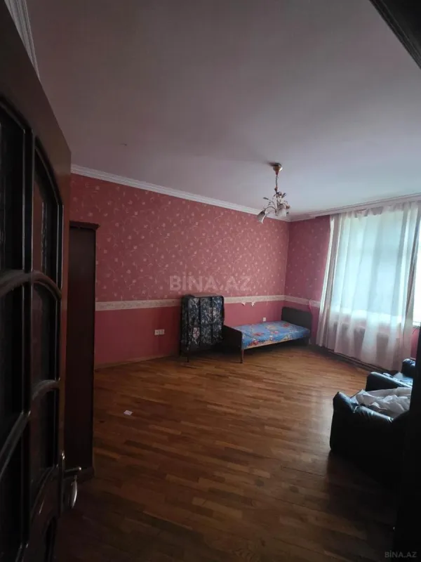 Kirayə verilir 2 otaqlı mənzil 90 m²