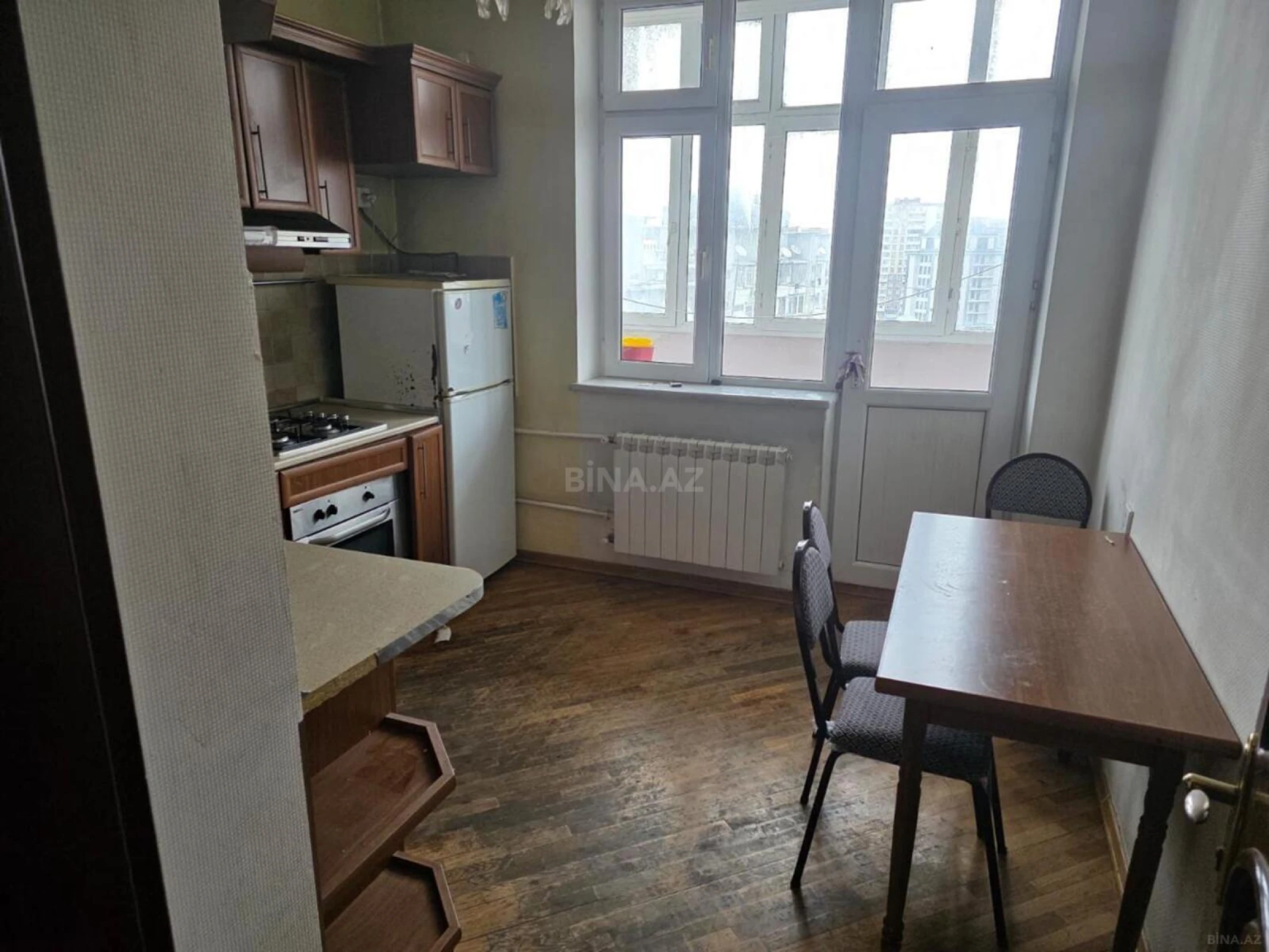 Kirayə verilir 2 otaqlı mənzil 90 m²