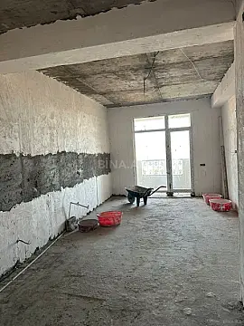 Satılır 3 otaqlı mənzil 132 m²