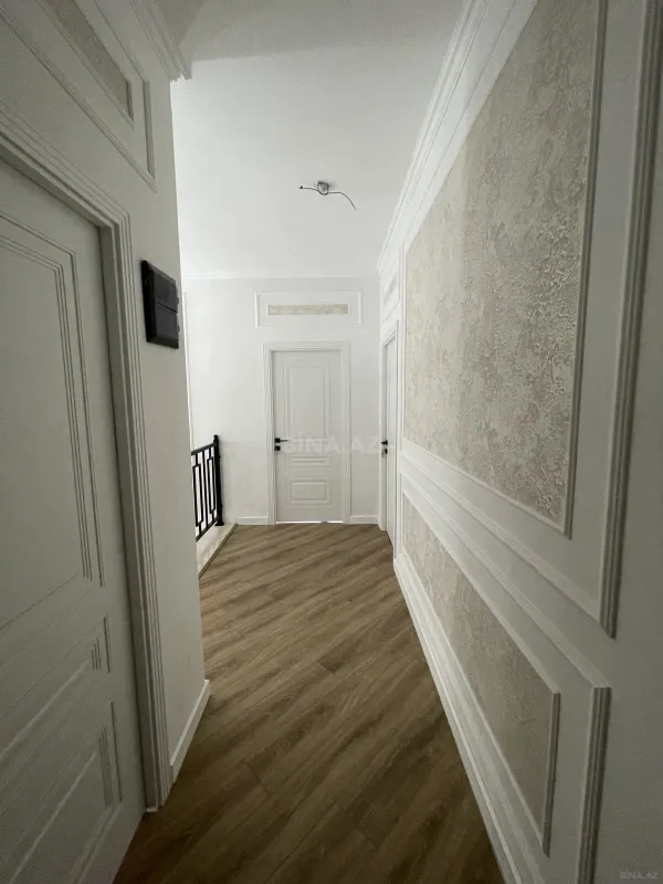 Satılır 6 otaqlı həyət evi 430 m²