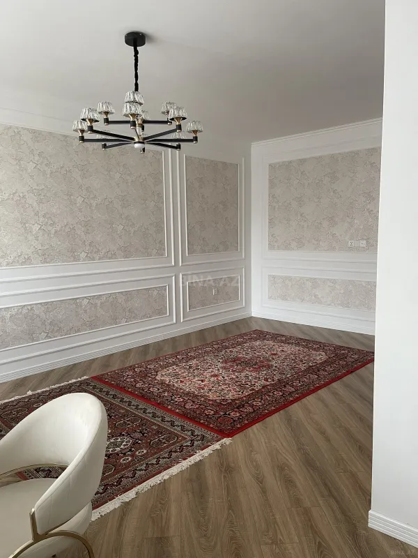 Satılır 6 otaqlı həyət evi 430 m²