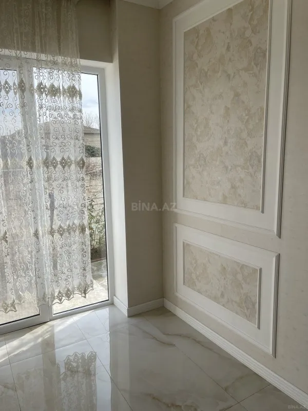 Satılır 6 otaqlı həyət evi 430 m²
