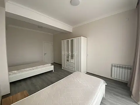 Satılır 3 otaqlı mənzil 106.8 m²