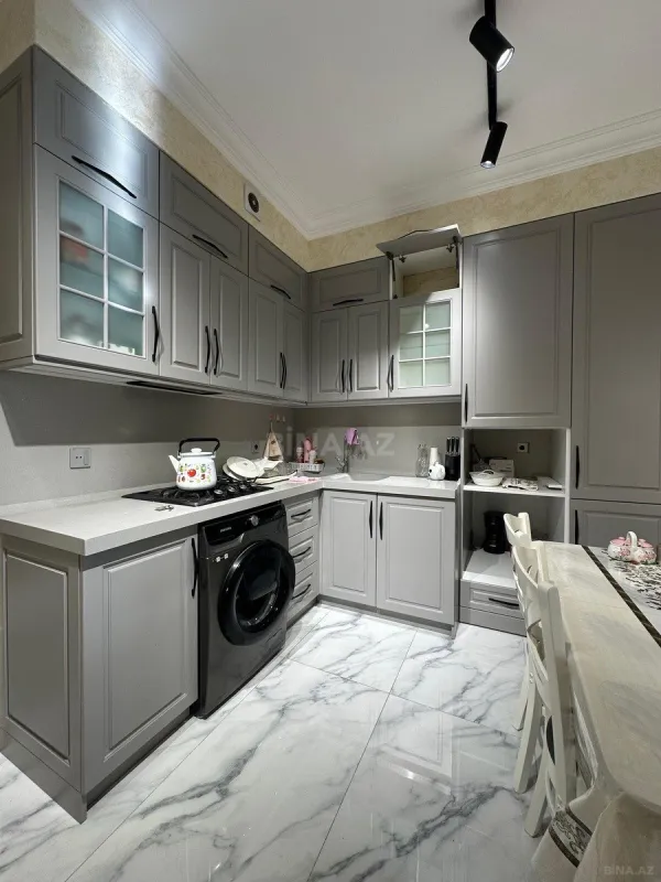 Kirayə verilir 3 otaqlı mənzil 110 m²