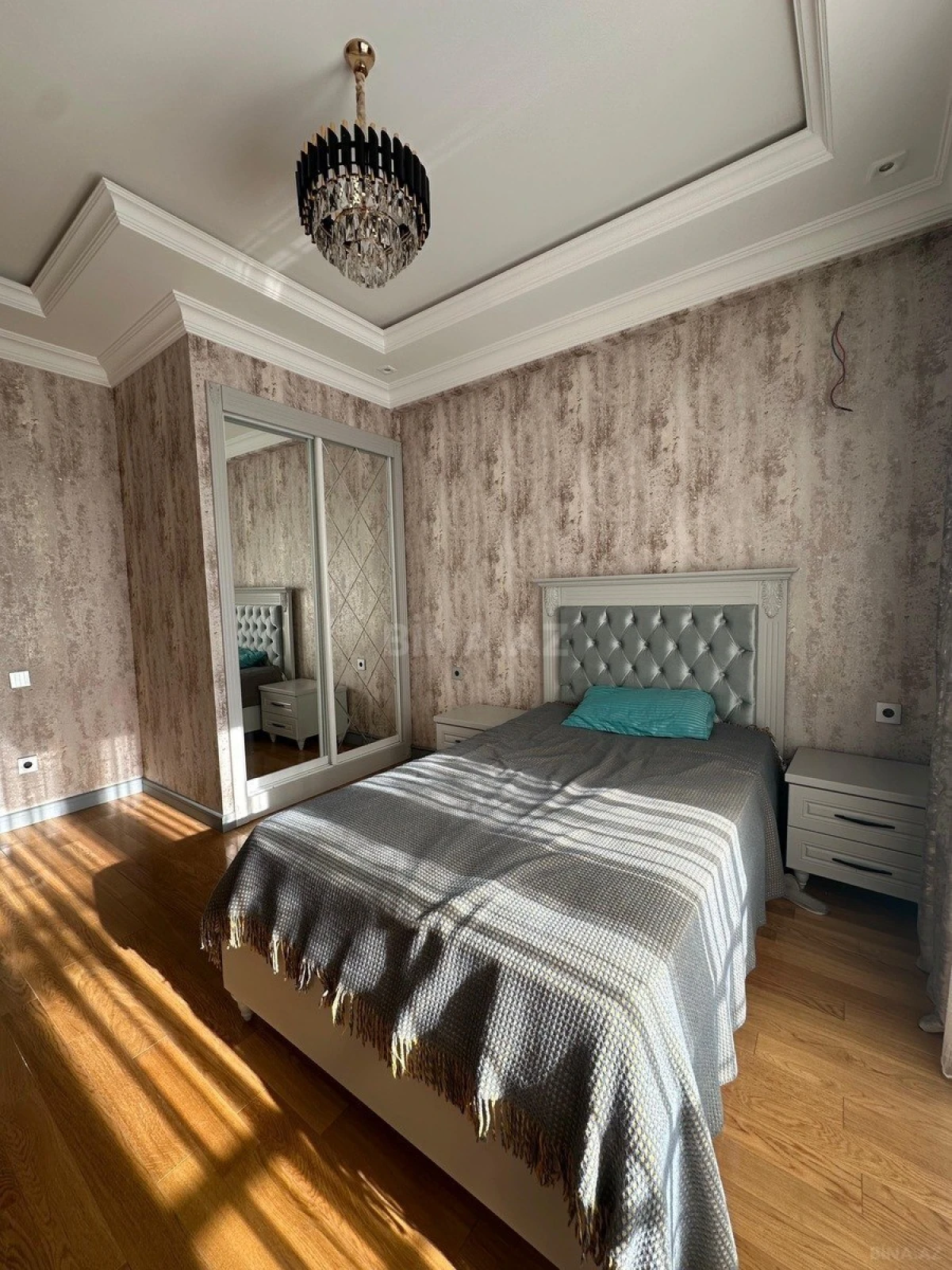 Kirayə verilir 3 otaqlı mənzil 110 m²