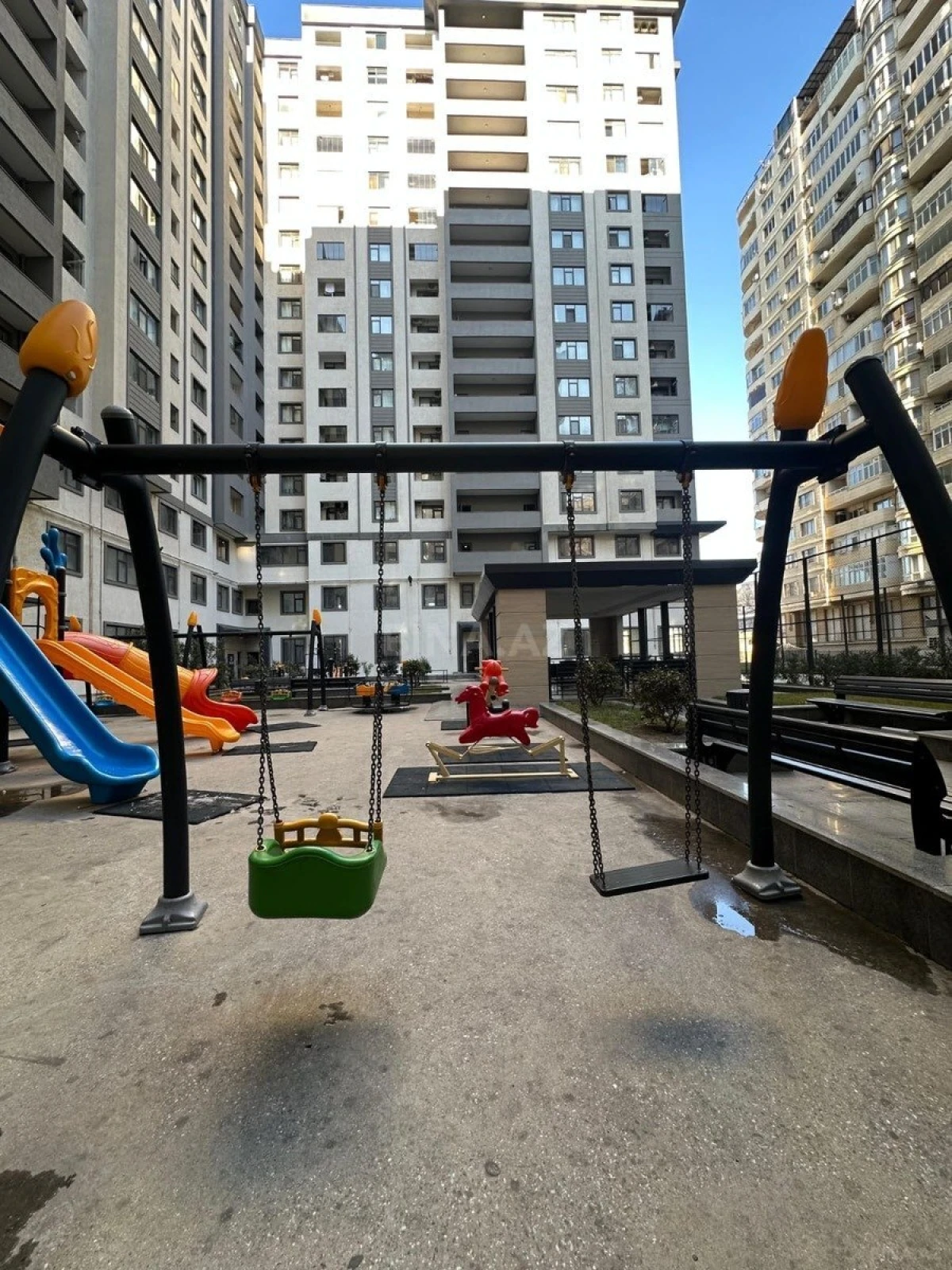 Kirayə verilir 3 otaqlı mənzil 110 m²