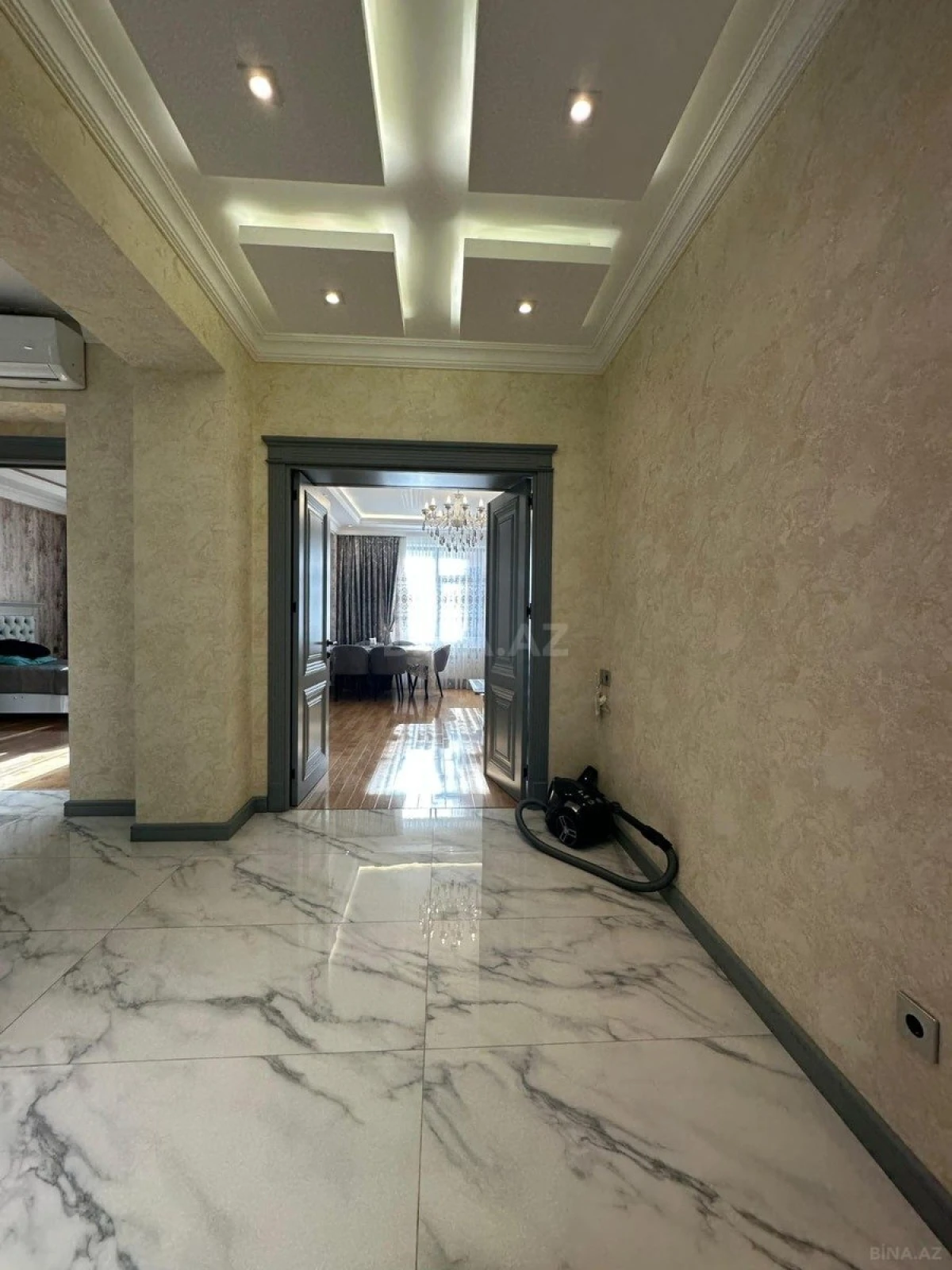 Kirayə verilir 3 otaqlı mənzil 110 m²