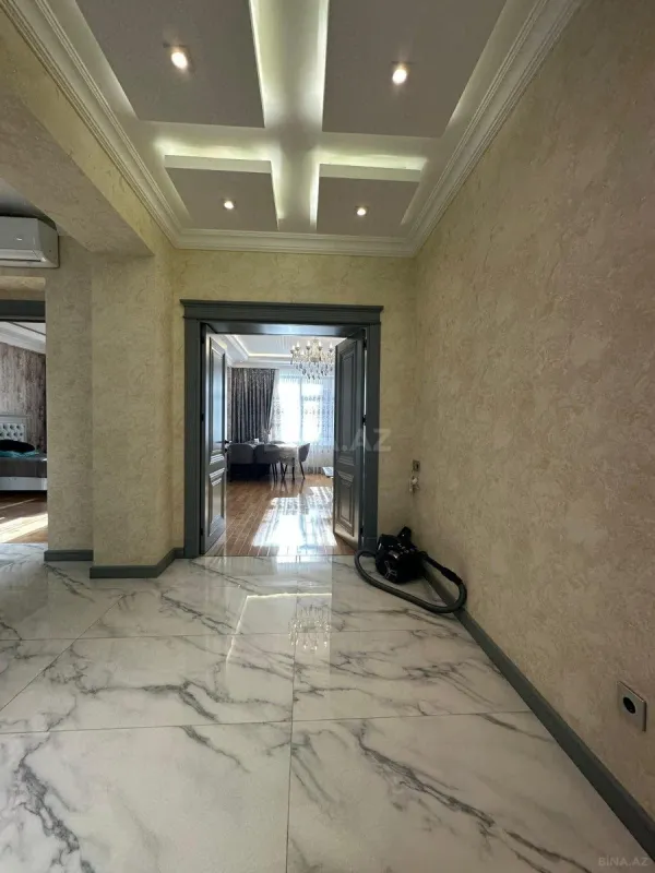 Kirayə verilir 3 otaqlı mənzil 110 m²