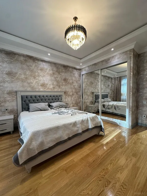 Kirayə verilir 3 otaqlı mənzil 110 m²