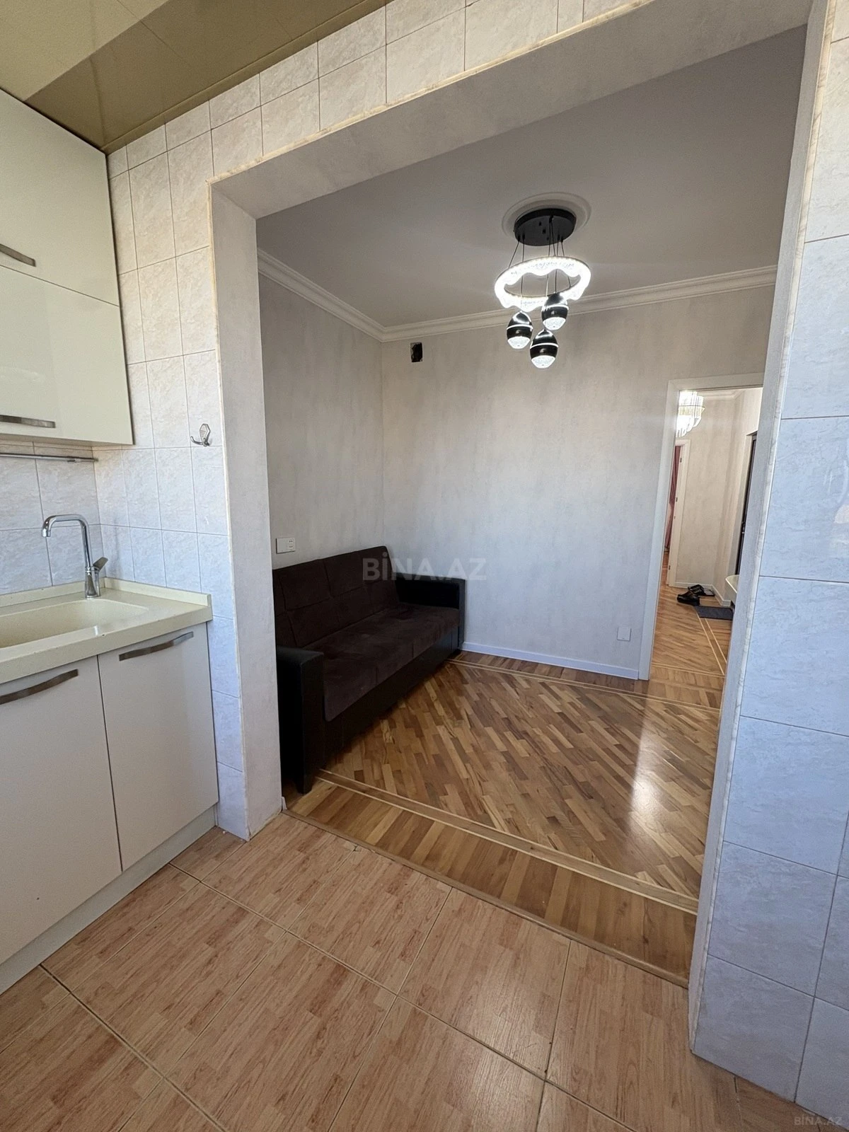 Satılır 2 otaqlı mənzil 65 m²
