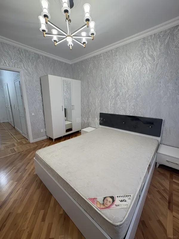 Satılır 2 otaqlı mənzil 65 m²