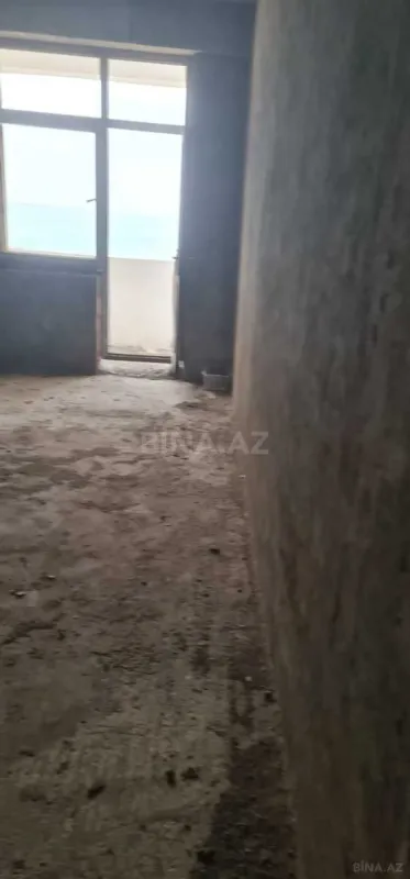 Satılır 2 otaqlı mənzil 61 m²