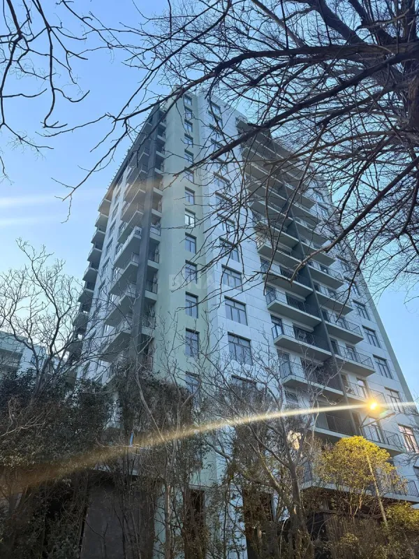 Satılır 3 otaqlı mənzil 108 m²