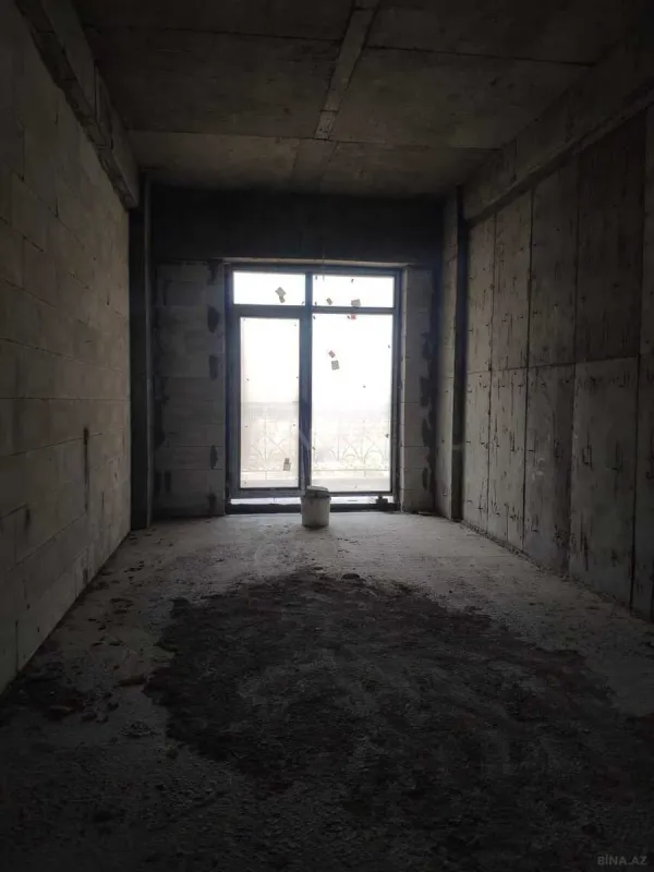 Satılır 3 otaqlı mənzil 108 m²