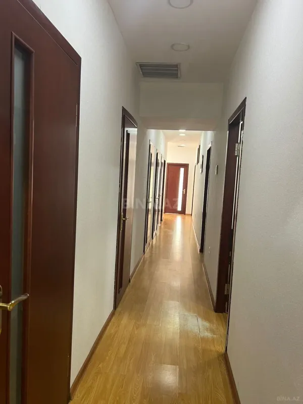 Kirayə verilir obyekt 250 m²