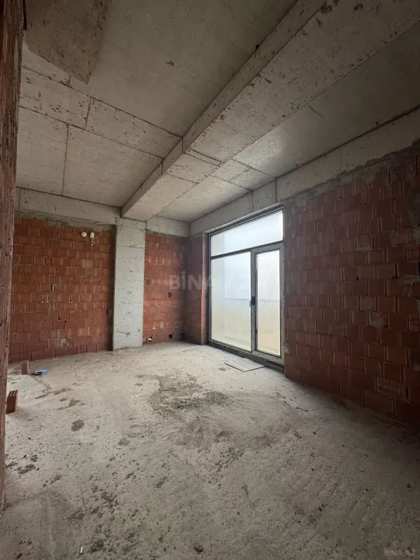 Satılır 2 otaqlı mənzil 72 m²