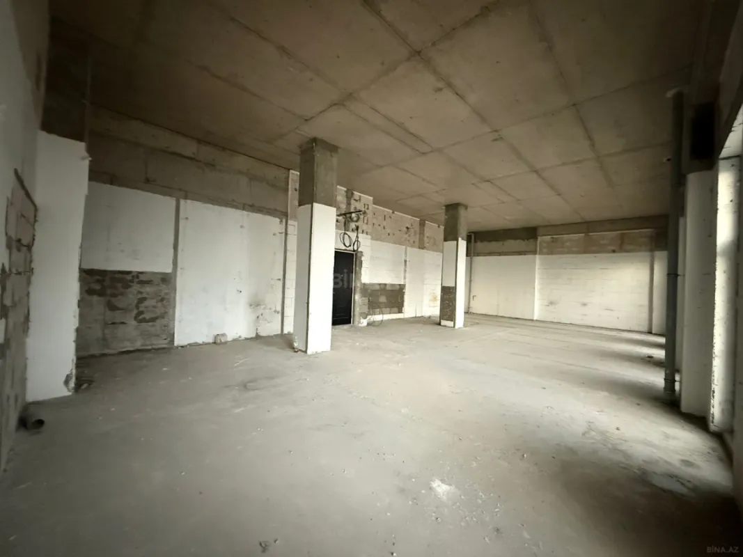 Satılır 3 otaqlı mənzil 143 m²