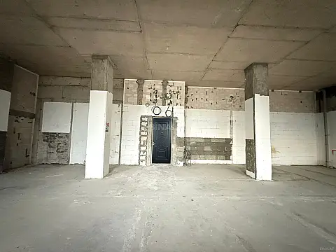 Satılır 3 otaqlı mənzil 143 m²