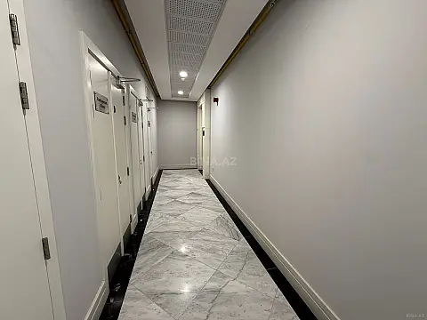 Satılır 3 otaqlı mənzil 143 m²