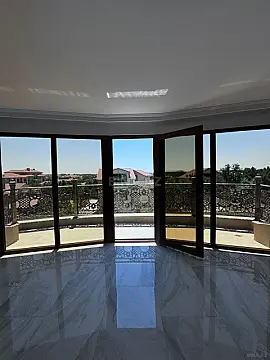 Satılır 5 otaqlı həyət evi 385 m²