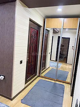 Satılır 4 otaqlı mənzil 120 m²