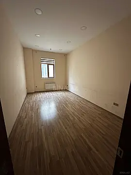 Kirayə verilir obyekt 600 m²