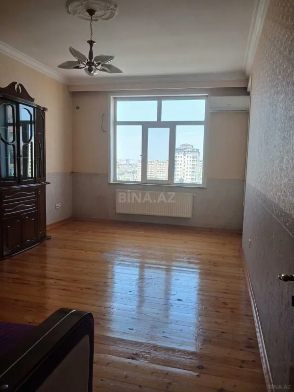 Satılır 2 otaqlı mənzil 62 m²