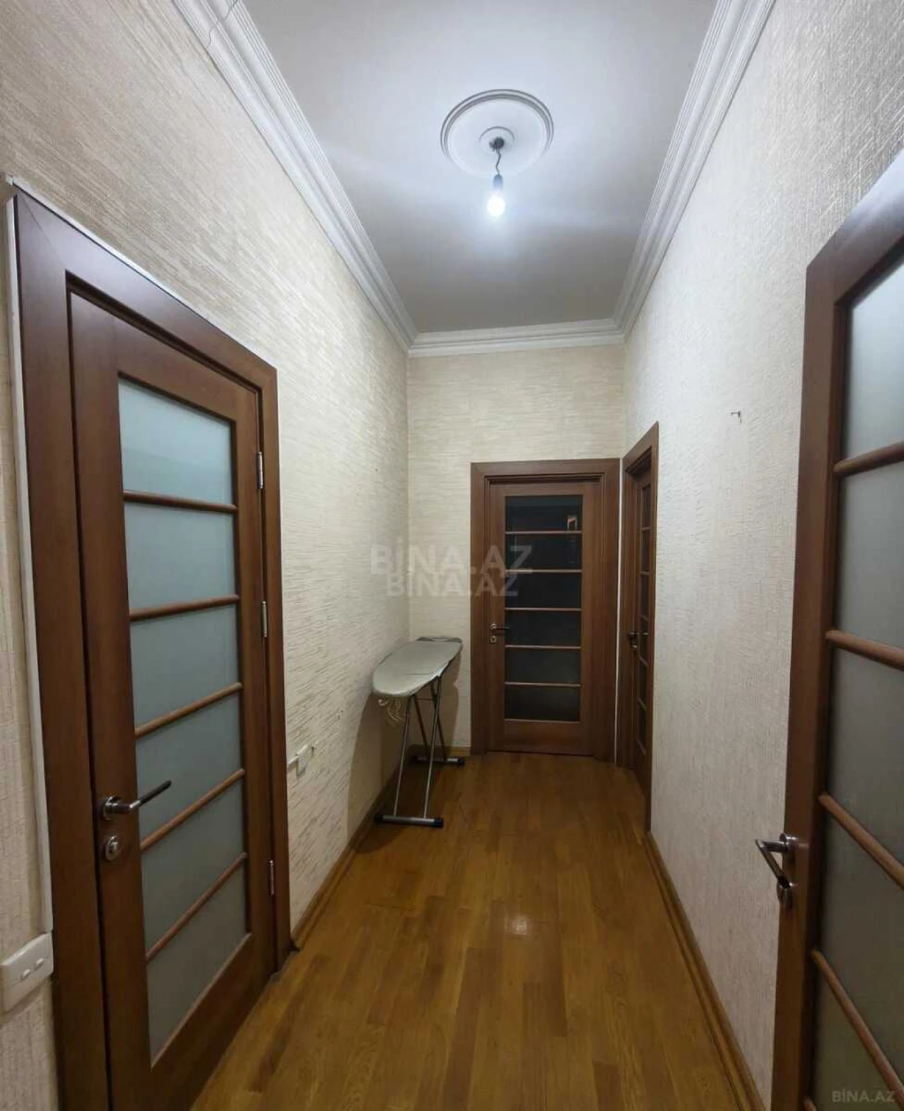 Kirayə verilir 3 otaqlı mənzil 185 m²