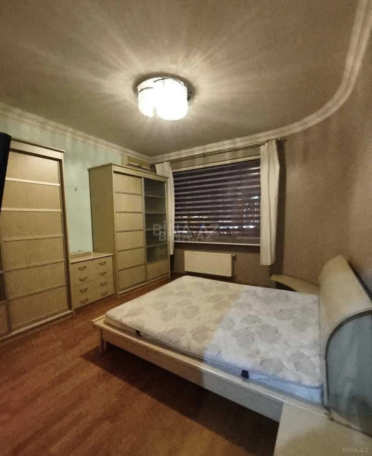 Kirayə verilir 3 otaqlı mənzil 185 m²