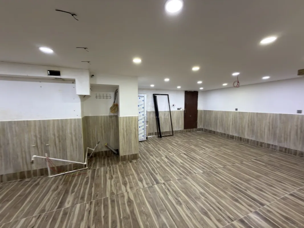 Kirayə verilir obyekt 80 m²