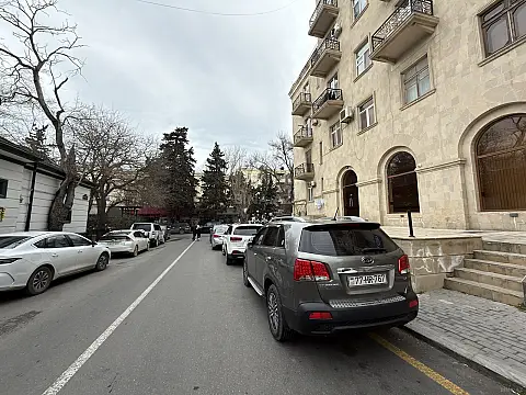 Kirayə verilir obyekt 80 m² — Bakı, Balaxanı 80.00 m²