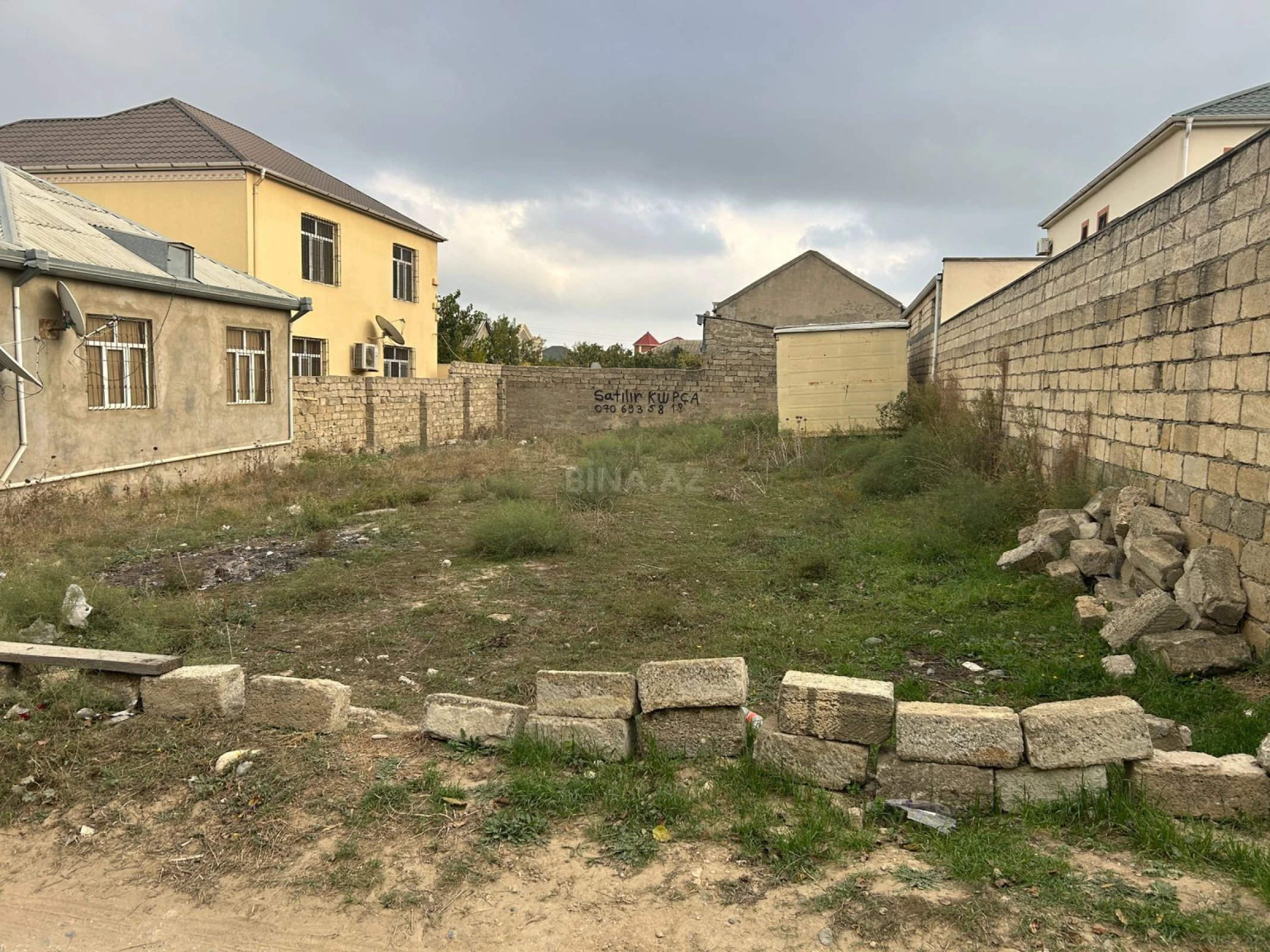 Satılır torpaq sahəsi 4 m²