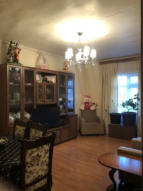 Satılır 3 otaqlı həyət evi 200 m²