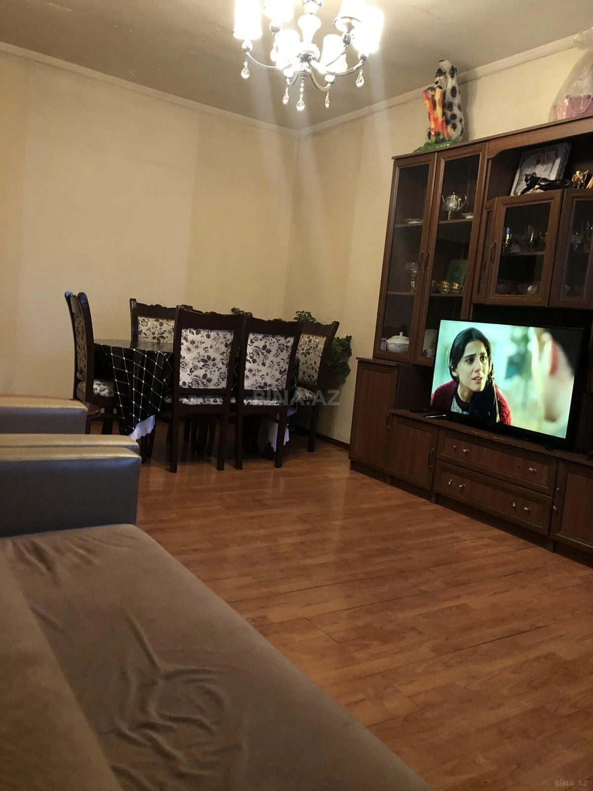 Satılır 3 otaqlı həyət evi 200 m²