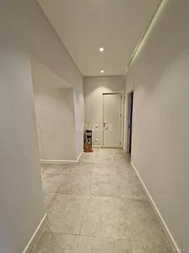 Satılır 2 otaqlı mənzil 96 m²