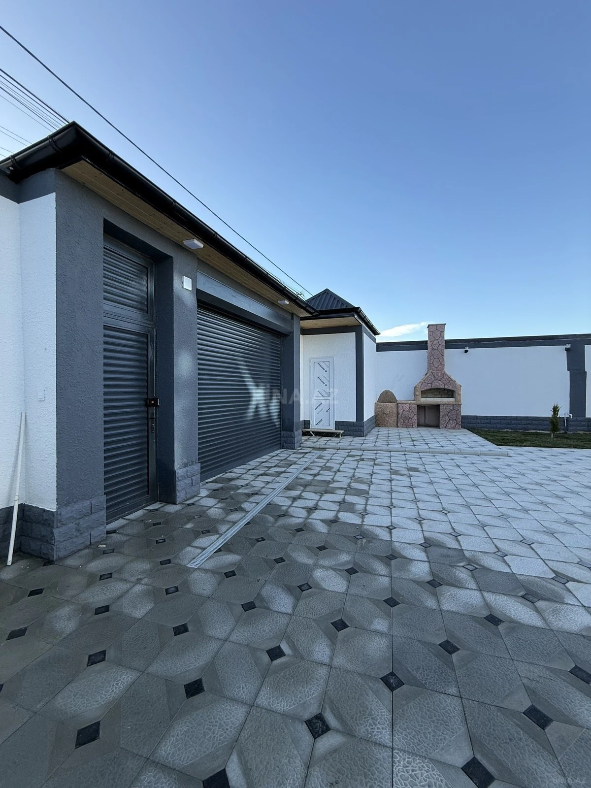 Satılır 7 otaqlı həyət evi 220 m²