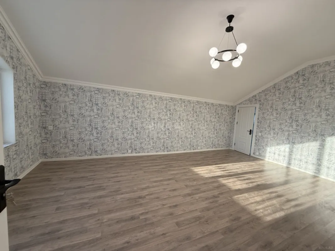 Satılır 7 otaqlı həyət evi 220 m²