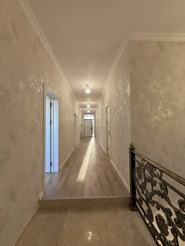 Satılır 7 otaqlı həyət evi 220 m²