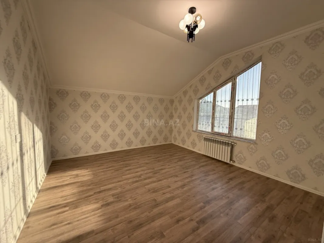 Satılır 7 otaqlı həyət evi 220 m²