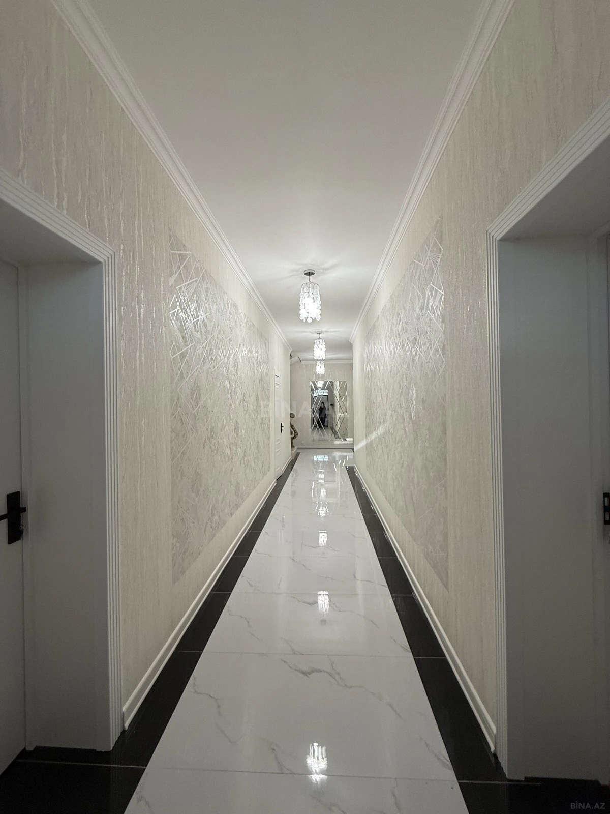 Satılır 7 otaqlı həyət evi 220 m²