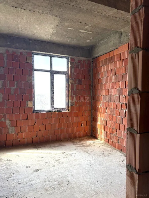 Satılır 3 otaqlı mənzil 146 m²